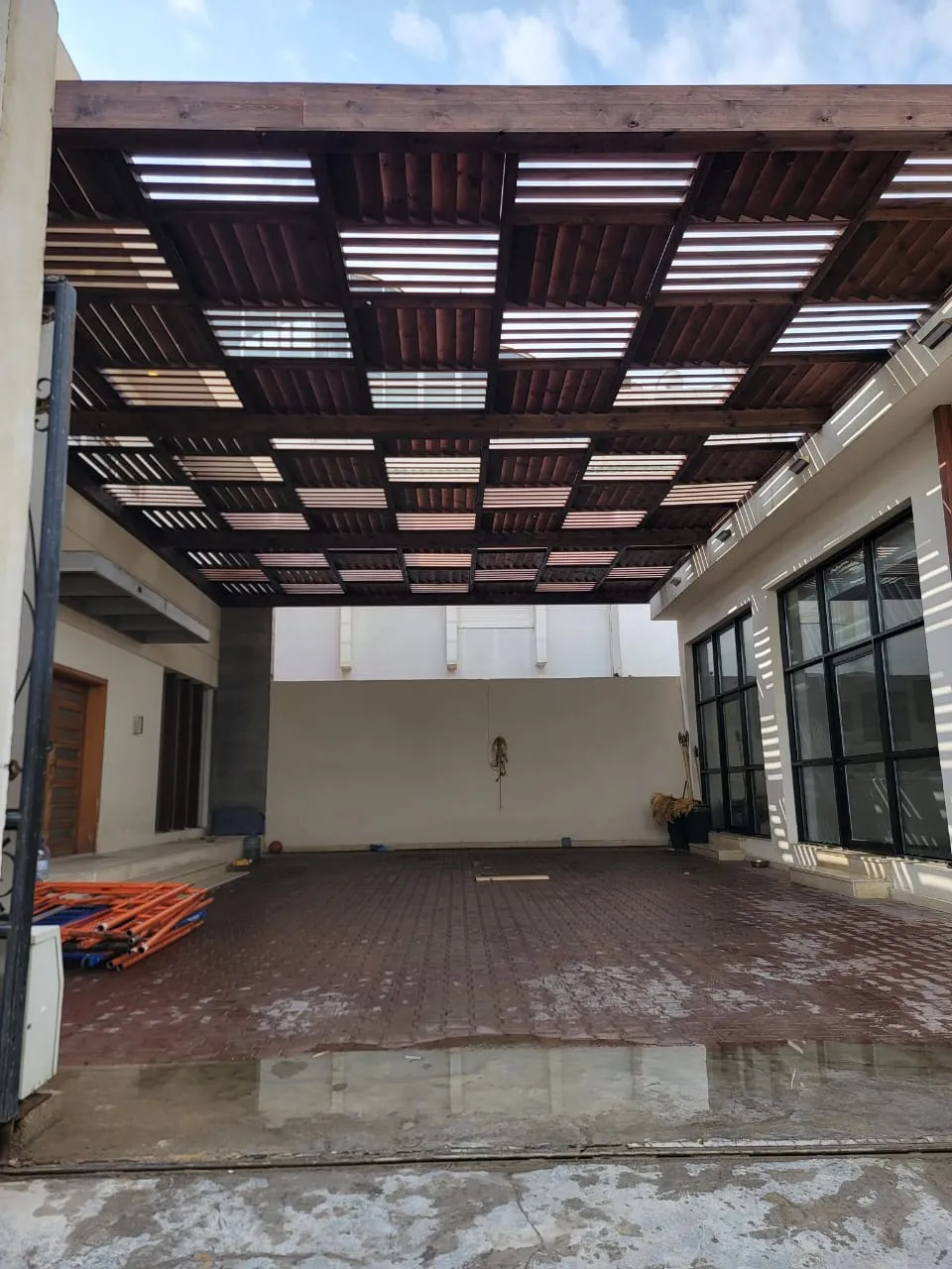 صورة إضافية